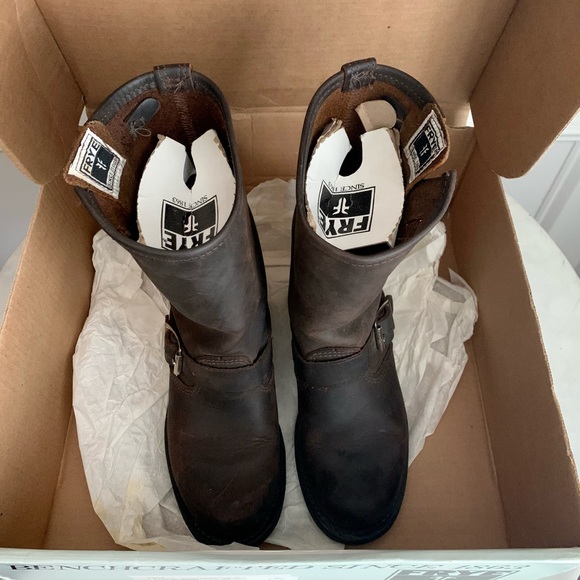 Frye Engineer 12r Gaucho Moto Boots - Picture 8 of 11